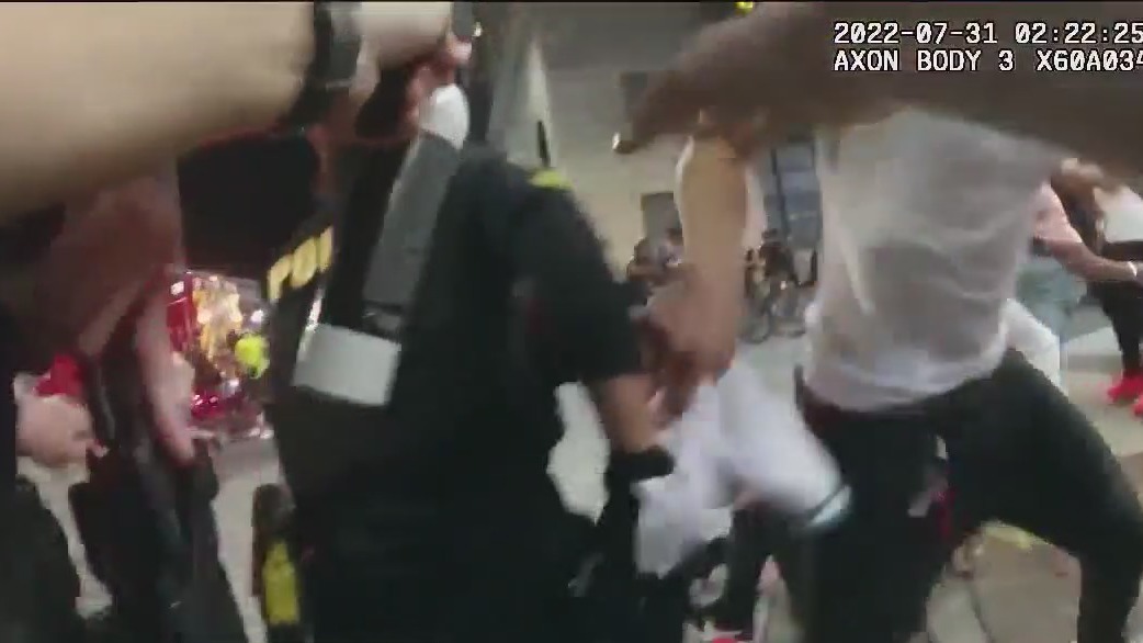 New bodycam video shows chaos after 'gang-related' shooting in downtown Orlando, deputies say